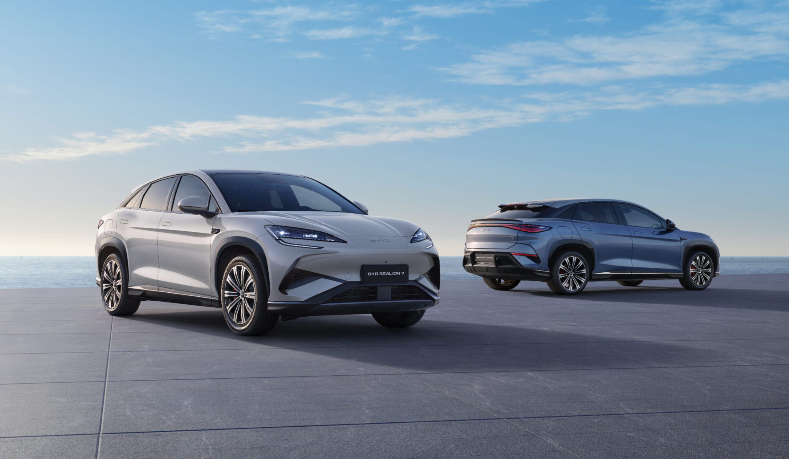 سيارة SEALION 7